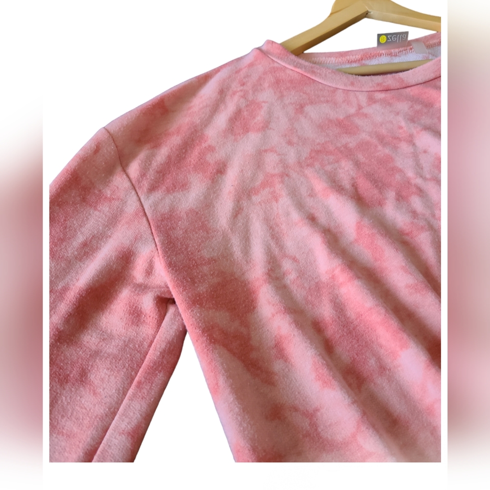 ZELLA| PEACH TIE-DYE SWEATSHIRT - Picture 4 of 17